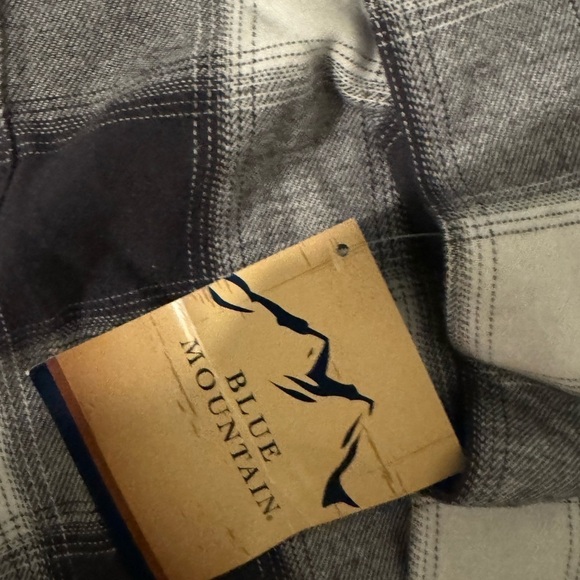 COPY - Blue Mountain Flannel Shirt - Picture 3 of 3